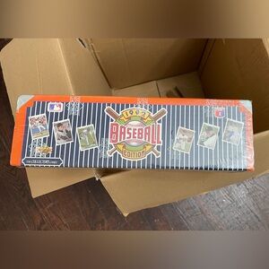 FACTORY SEALED 1992 UPPER DECK COLLECTOR CARDS SET